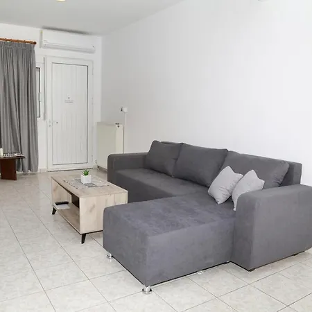 Apartment La Beachfront Luxury Living Flogita