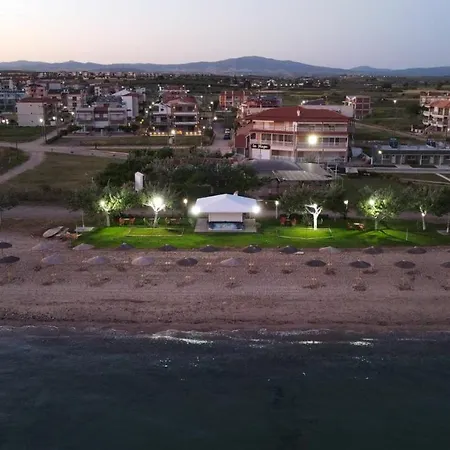 Apartment La Beachfront Luxury Living