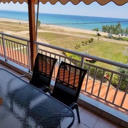 Apartment La Beachfront Luxury Living